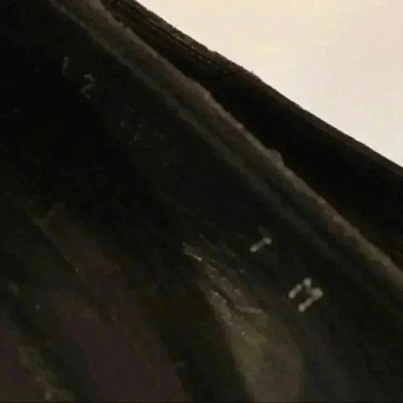 donald pliner Heels size 7 Patent Italian Leather - Picture 8 of 8